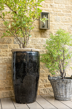 Goldmire Large Black Planter